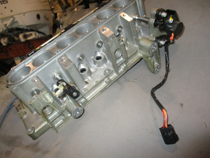 Yamaha SWS 150hp outboard throttle body with position sensor (66K-13751-00-00)