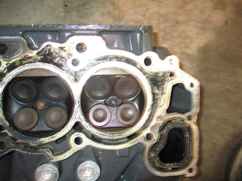 Yamaha 350hp 4 stroke outboard port cylinder head (6AW-11110-00-95)