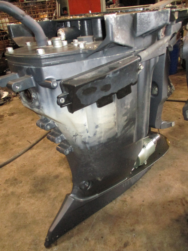 Yamaha 350hp 4 stroke outboard 25" shaft midsection