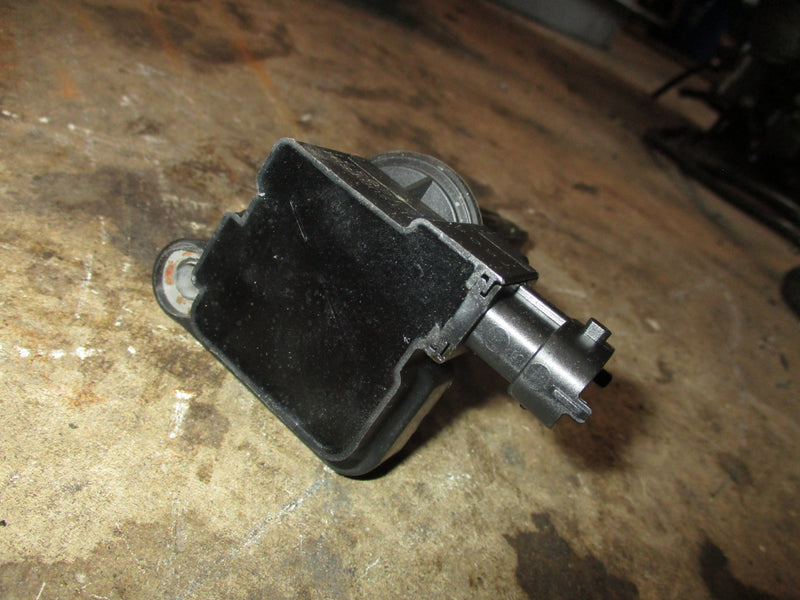 Yamaha 350hp 4 stroke outboard ignition coil / pencil coil (6AW-82310-01-00)