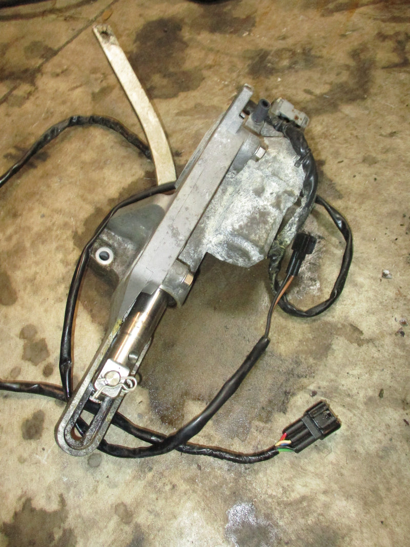 Yamaha 350hp 4 stroke outboard shift actuator (6AW-4820A-10-00)