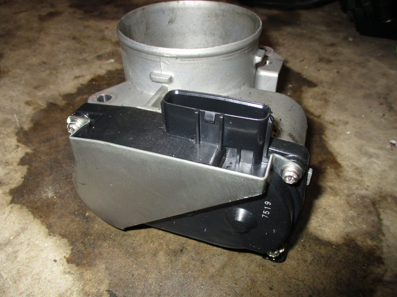 Yamaha 350hp 4 stroke outboard throttle body (6AW-13751-00-00)
