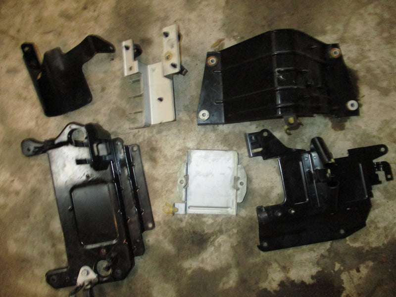 Yamaha 350hp 4 stroke outboard metal bracket set (6AW-8366G-00-00)