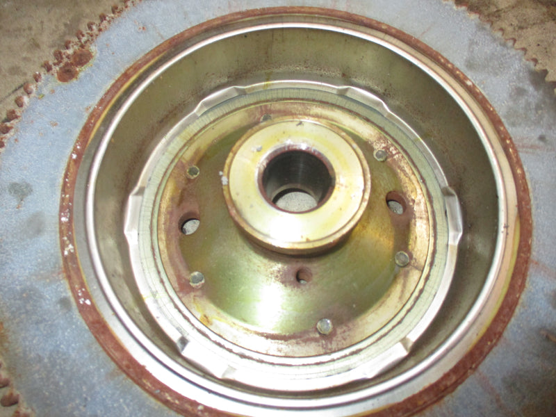 Yamaha 175hp 2 stroke outboard flywheel (64D-85550-02-00)