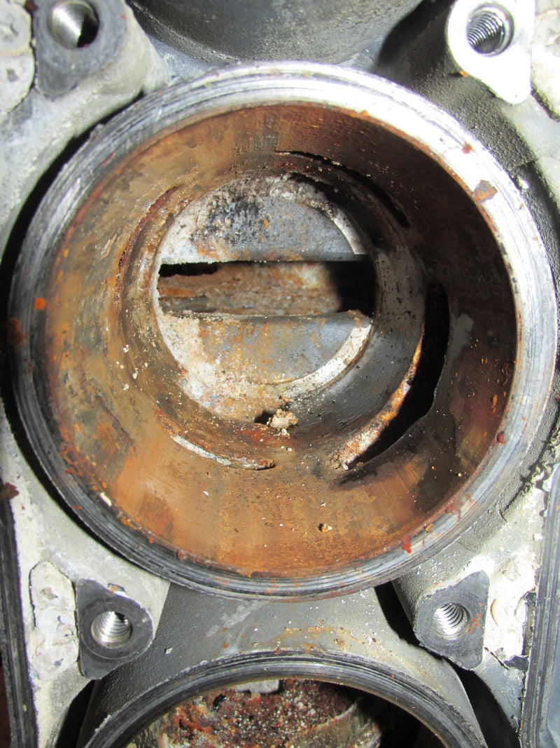 Yamaha HPDI 200hp 2 stroke outboard crankcase block