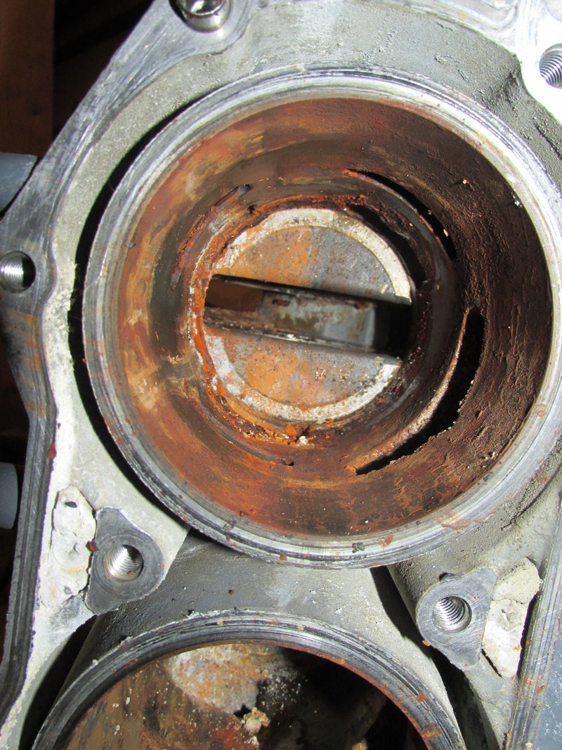 Yamaha HPDI 200hp 2 stroke outboard crankcase block