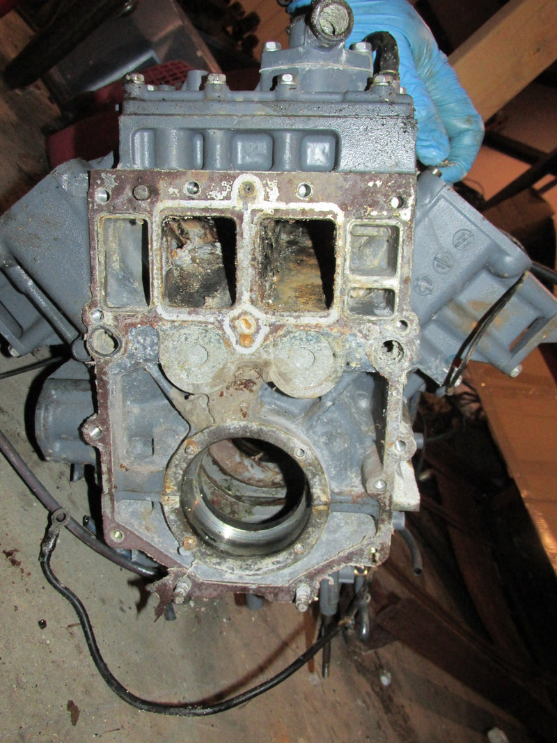 Yamaha HPDI 200hp 2 stroke outboard crankcase block