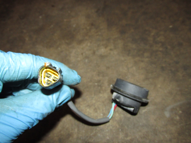 Yamaha HPDI 200hp 2 stroke outboard tilt trim switch (6R3-82563-00-00)