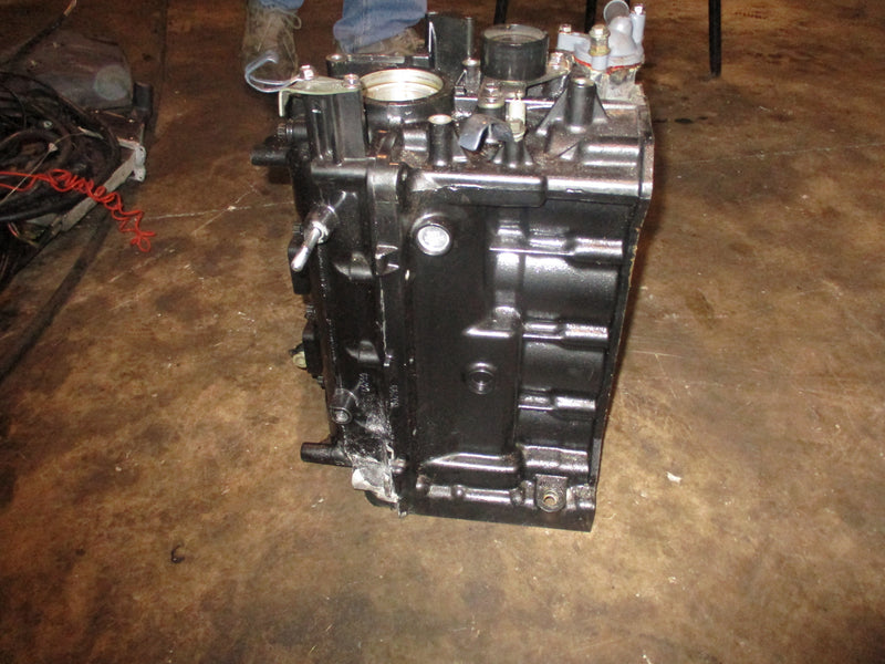 Suzuki DF70 70hp 4 stroke outboard crankcase block