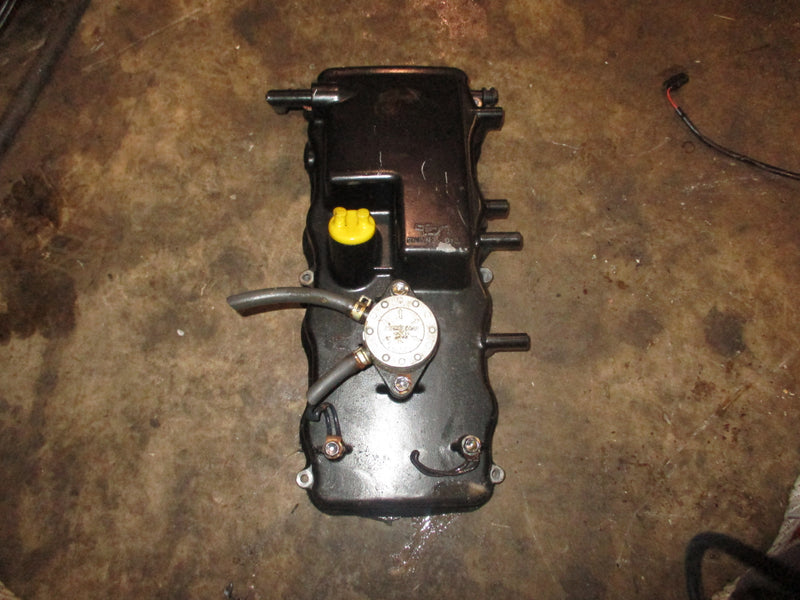 Suzuki DF70 70hp 4 stroke outboard cylinder head cover