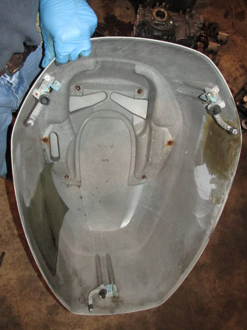 Yamaha HPDI 200hp 2 stroke outboard top cowling