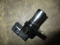 Load image into Gallery viewer, Suzuki DF70 70hp 4 stroke outboard cam position sensor (33220-84G00)
