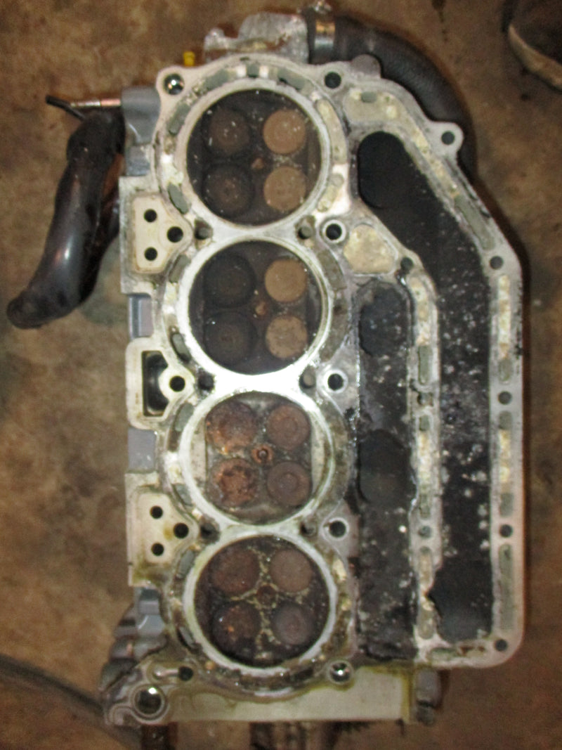 Suzuki DF90 90hp outboard cylinder head