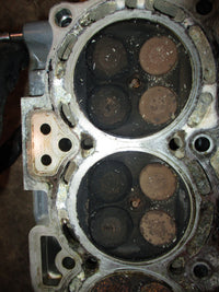 Load image into Gallery viewer, Suzuki DF90 90hp outboard cylinder head
