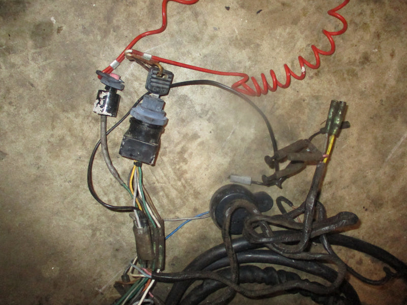 Suzuki outboard 20' black plug style rigging harness with ignition
