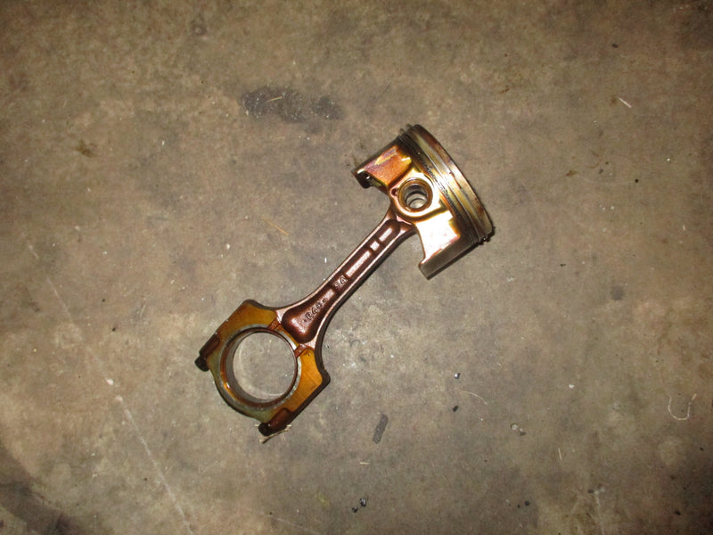 Honda BF150 150hp 4 stroke outboard piston and rod (13101-ZY6-000)