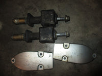 Load image into Gallery viewer, Honda BF135A 135hp 4 stroke outboard lower motor mount set
