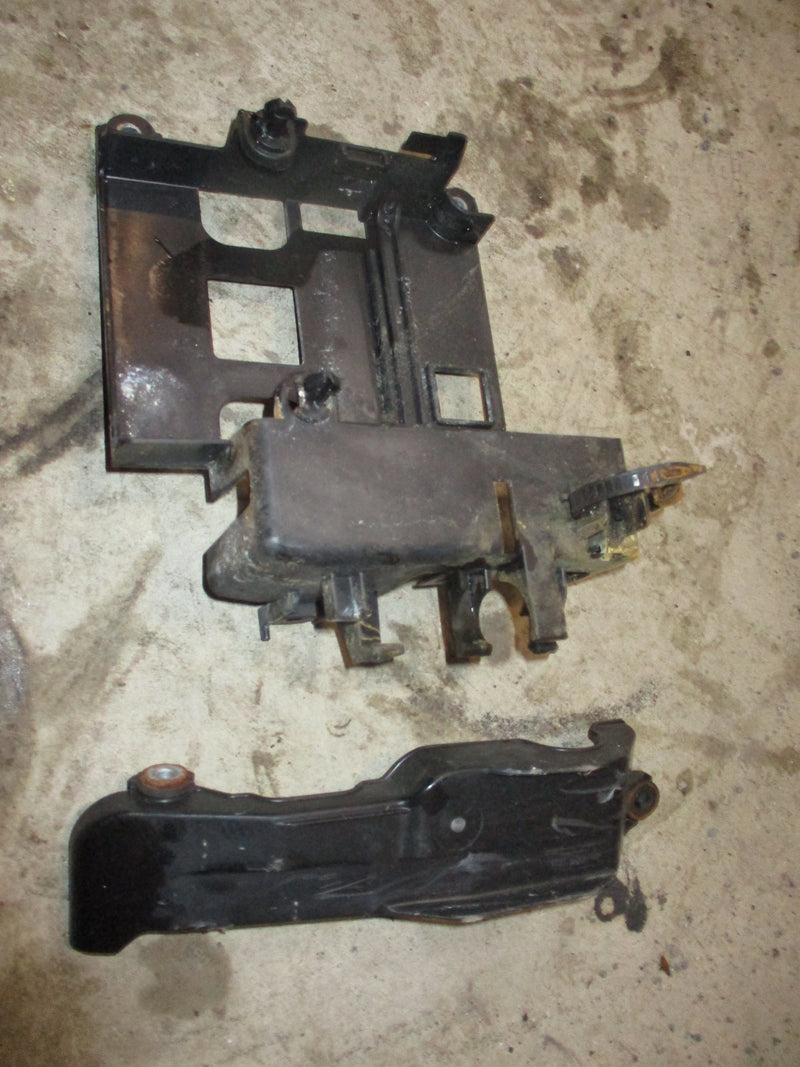 Suzuki DF90A 90hp outboard electronics holder (32890-87L00)