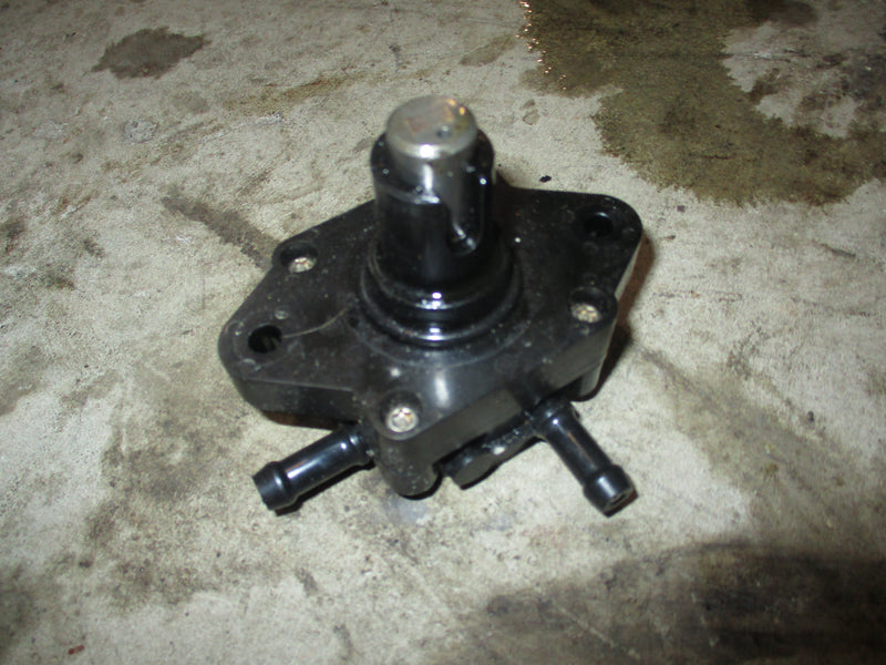 Suzuki DF90A 90hp outboard fuel pump (15100-90J1V)