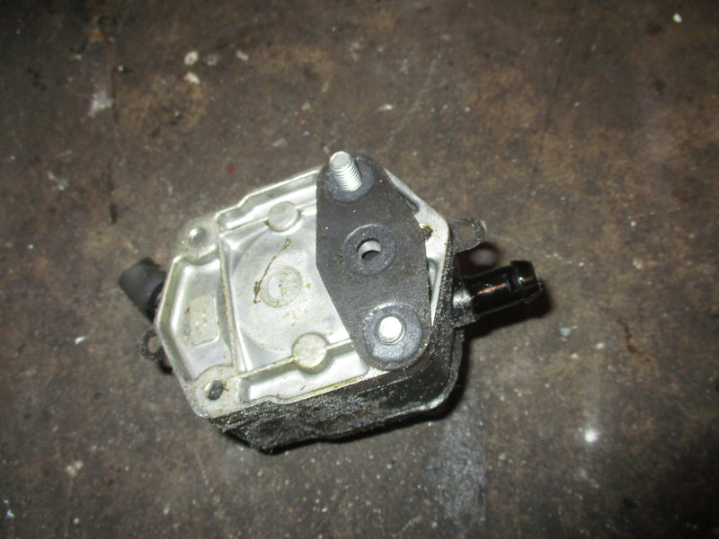 Yamaha 200hp 2 stroke outboard fuel pump (6E5-24410-02-00)