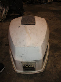 Load image into Gallery viewer, Johnson 110hp 2 stroke outboard top cowling
