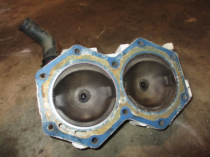 Johnson 110hp 2 stroke outboard port cylinder head (329538)