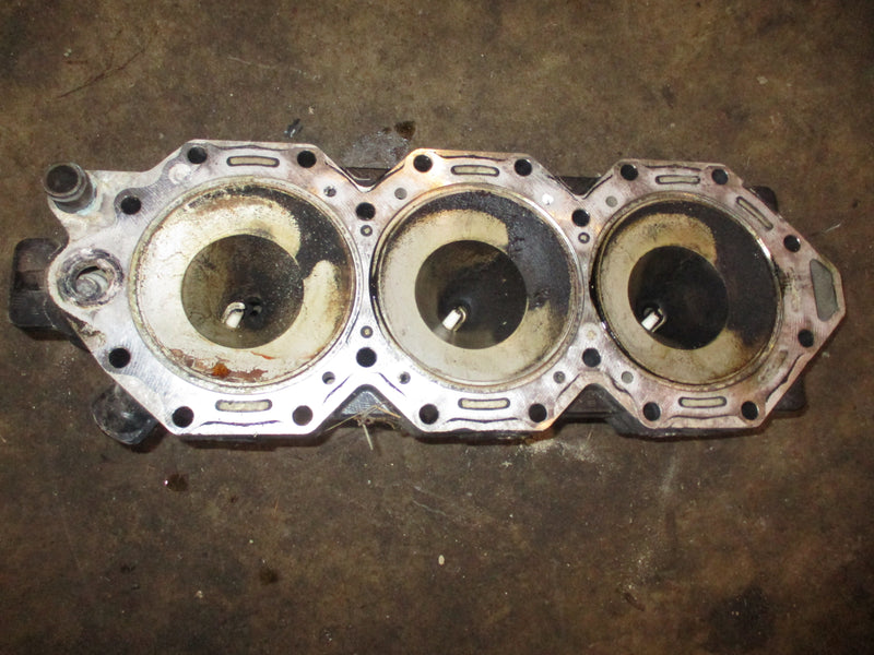Evinrude ETEC 150hp 2 stroke outboard starboard cylinder head (352179)