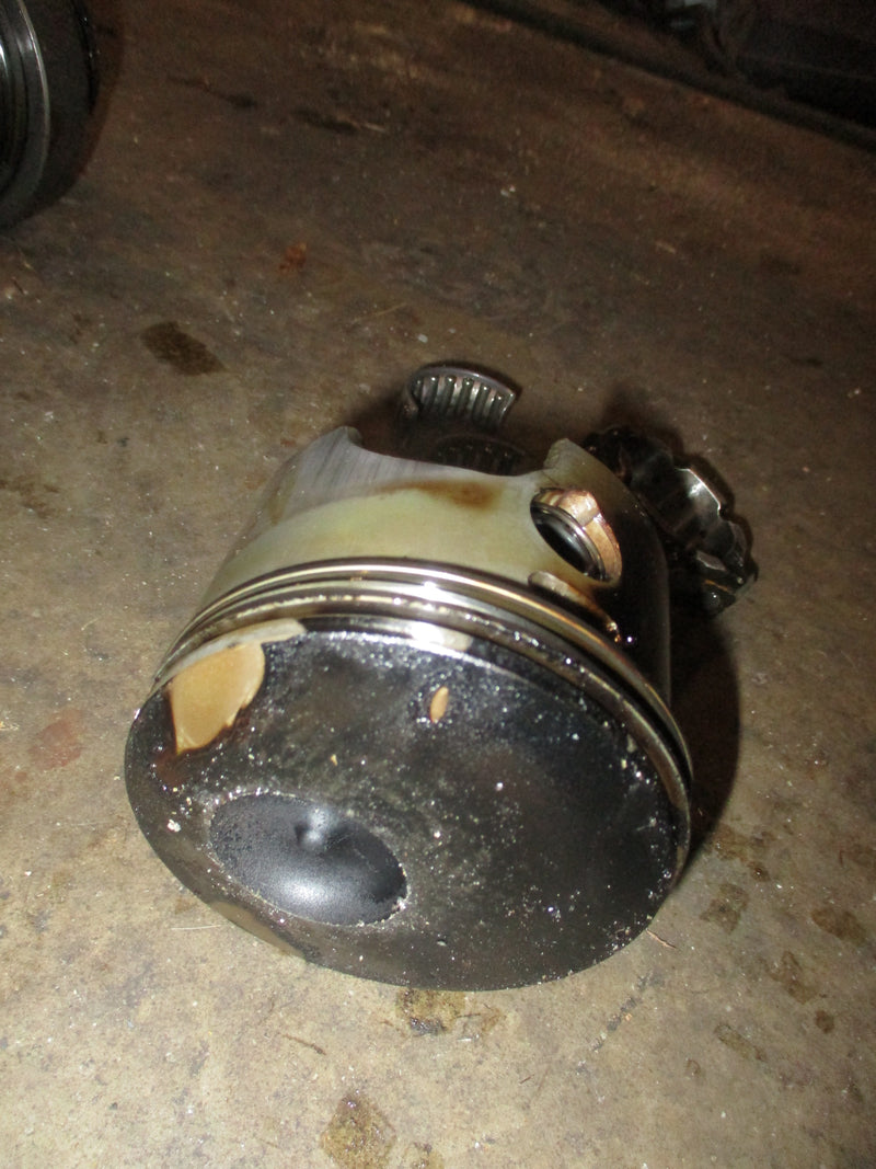 Evinrude ETEC 150hp 2 stroke outboard starboard piston and rod (5007037)