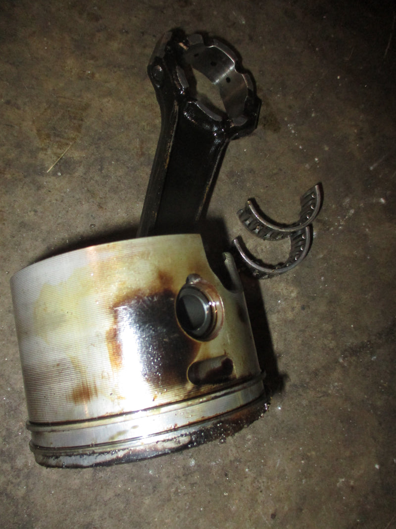 Evinrude ETEC 150hp 2 stroke outboard port piston and rod (5007510)