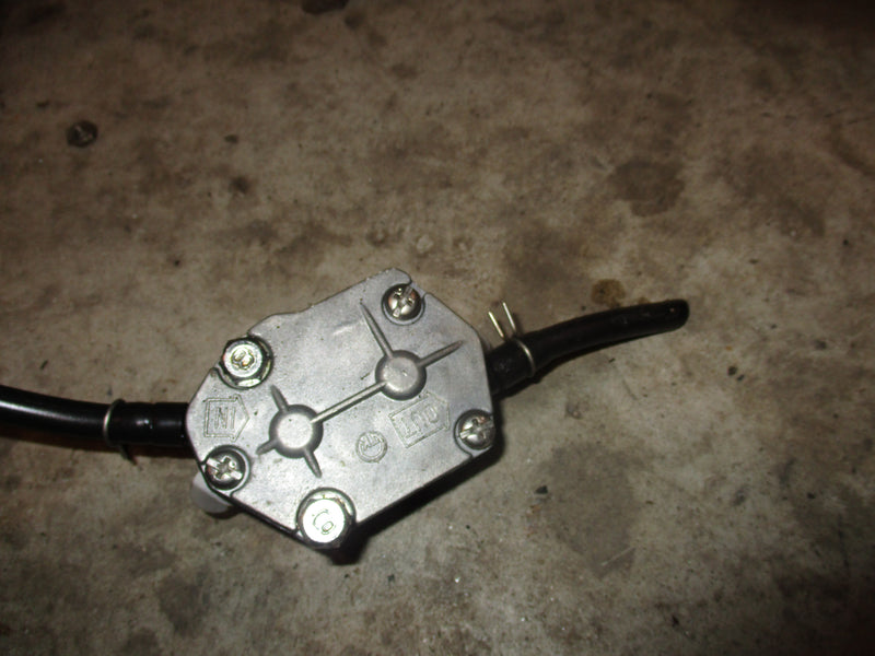 Yamaha 70hp 2 stroke outboard fuel pump (6A0-24410-05-00)