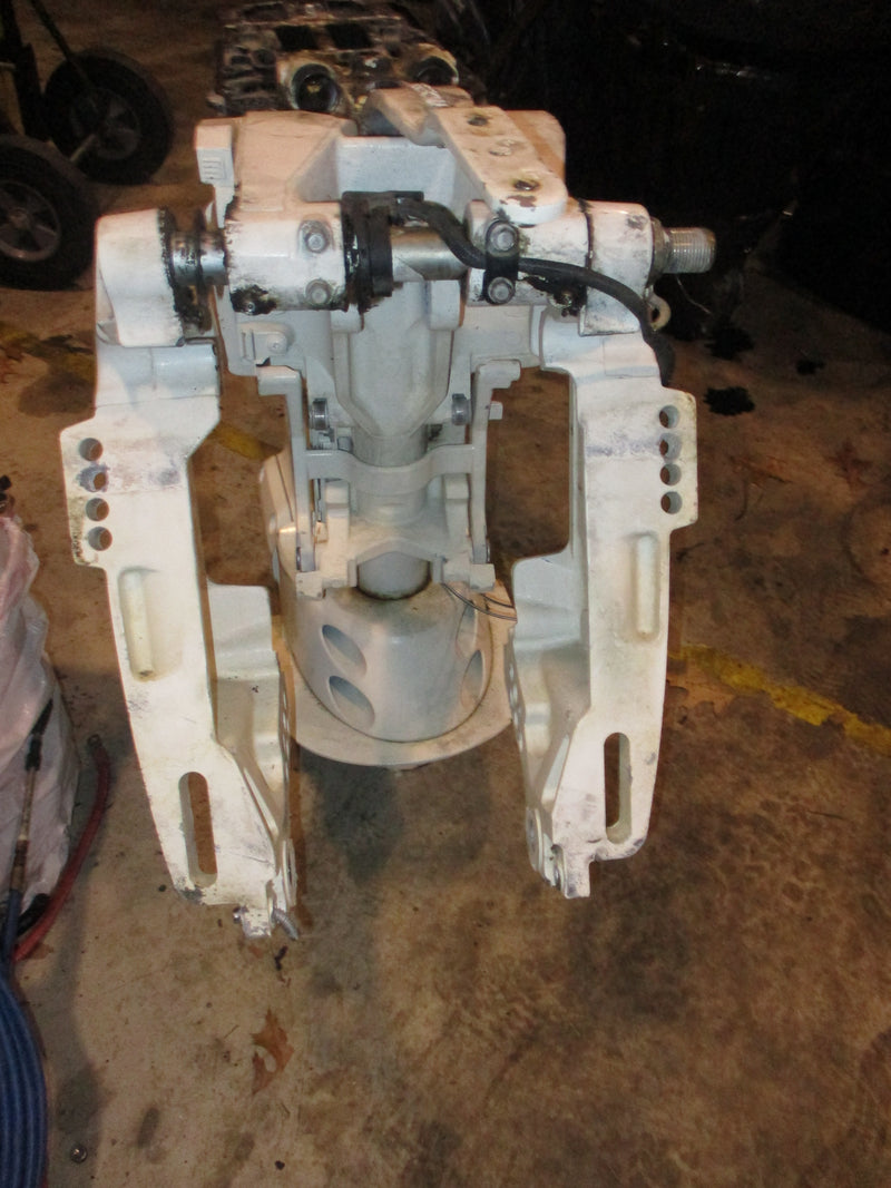 Evinrude ETEC 150hp 2 stroke outboard 25" midsection
