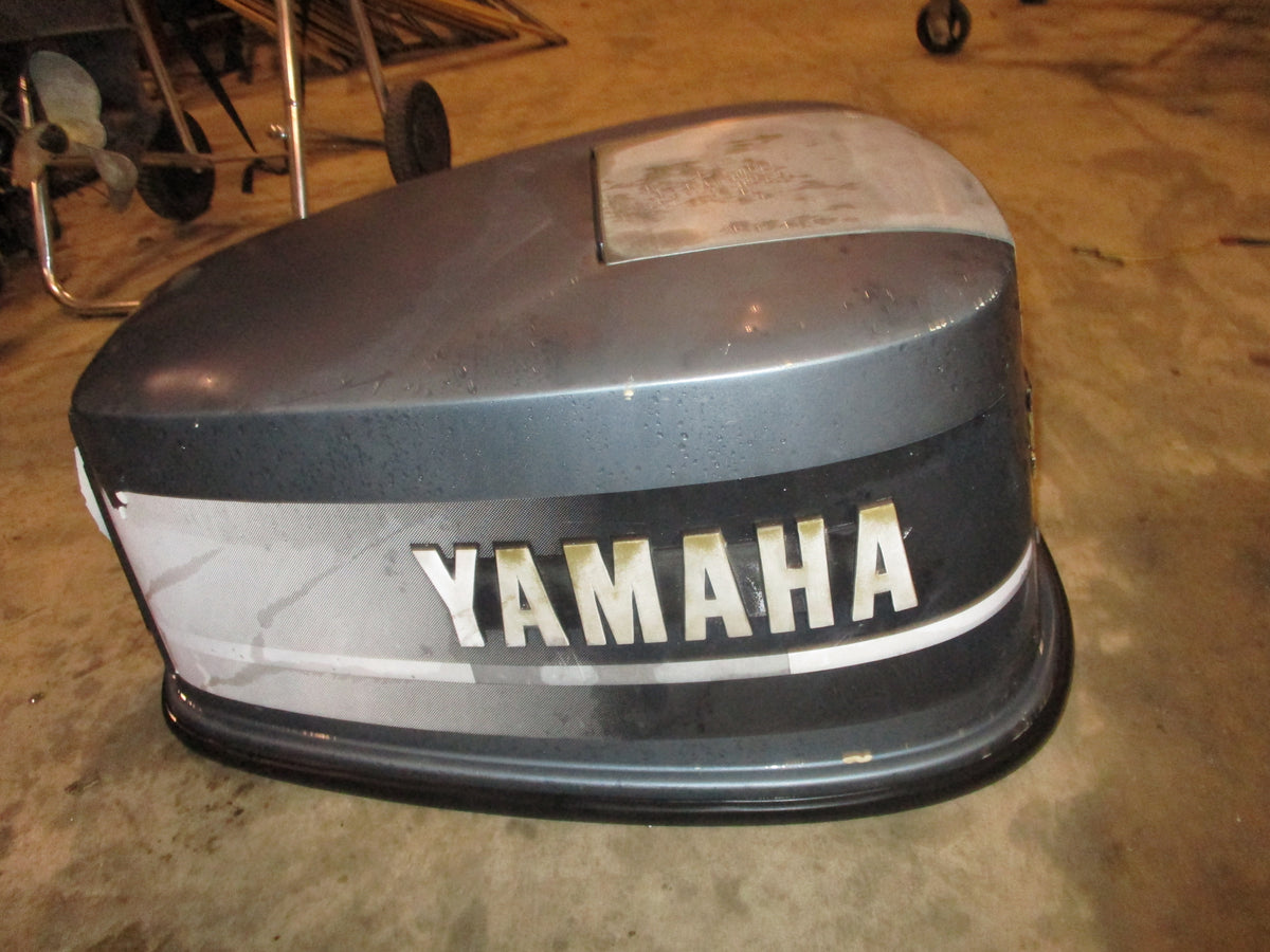 Yamaha 115hp 2 stroke outboard top cowling