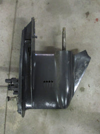 Load image into Gallery viewer, Johnson Evinrude outboard 150hp lower unit with 25" shaft
