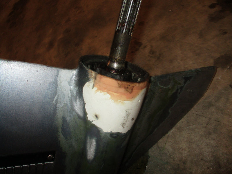 Yamaha 115hp 2 stroke outboard 20" shaft lower unit