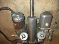 Load image into Gallery viewer, Yamaha 115hp 2 stroke outboard tilt trim unit 6G5-43800-05-EK
