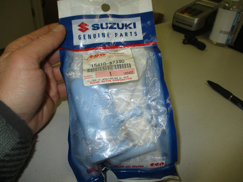Suzuki outboard NEW fuel filter (15410-87J30)