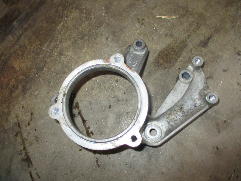 Yamaha 25hp outboard pulsor coil bracket (6BG-85561-00-94)