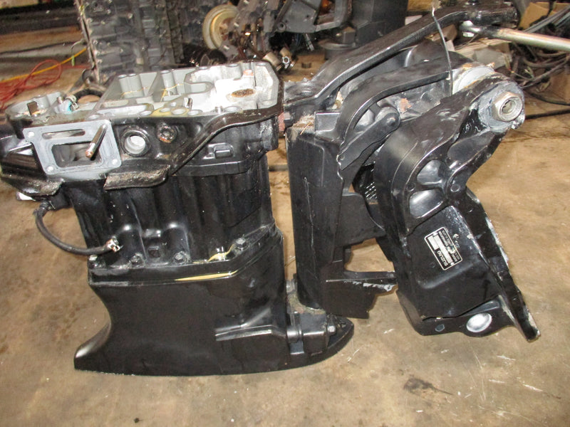 Suzuki DF70 70hp outboard 20" shaft midsection