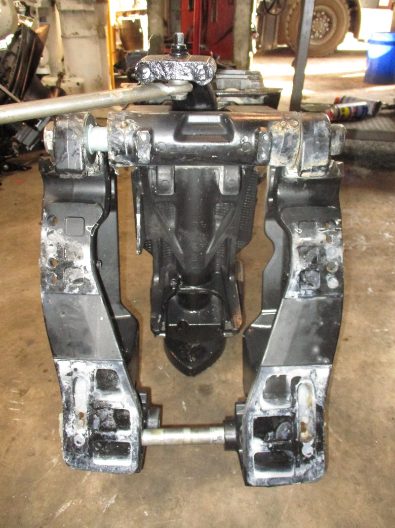 Suzuki DF70 70hp outboard 20" shaft midsection