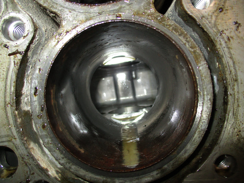 Suzuki DF70 70hp outboard crankcase block