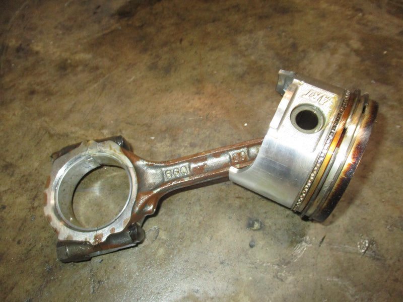 Suzuki DF70 70hp outboard piston and rod (12111-99E01)