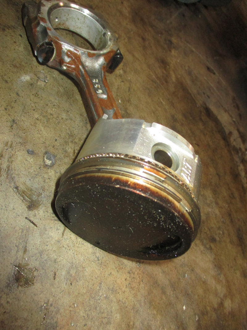 Suzuki DF70 70hp outboard piston and rod (12111-99E01)