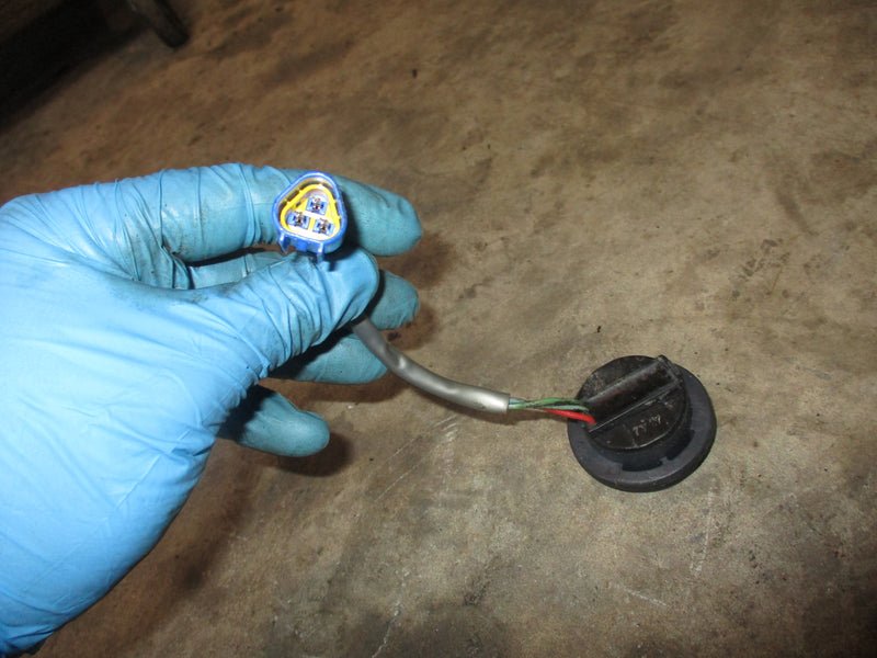 Yamaha 115hp 4 stroke outboard tilt trim switch (63D-82563-10)