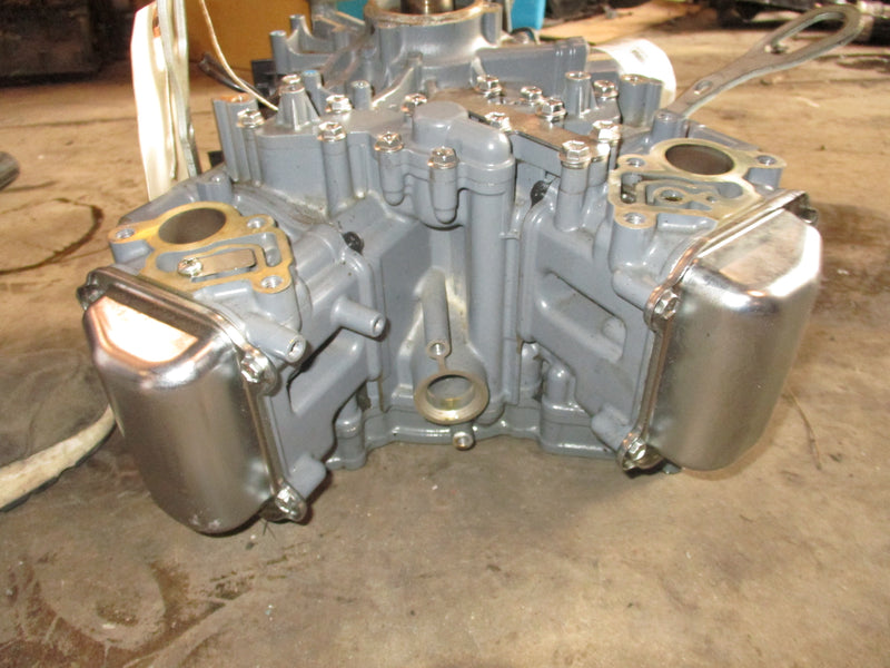 Suzuki DF25 25hp 4 stoke outboard crankcase powerhead