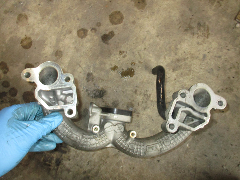 Suzuki DF25 25hp 4 stoke outboard intake manifold (13110-95J01)