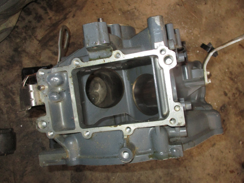 Suzuki DF25 25hp 4 stoke outboard crankcase block (11300-95850)