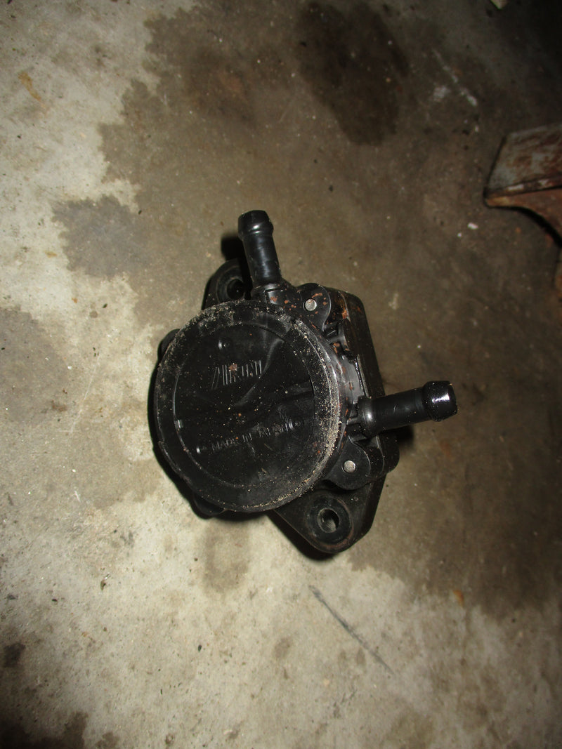 Suzuki DF115 115hp outboard fuel pump (15100-90J10)