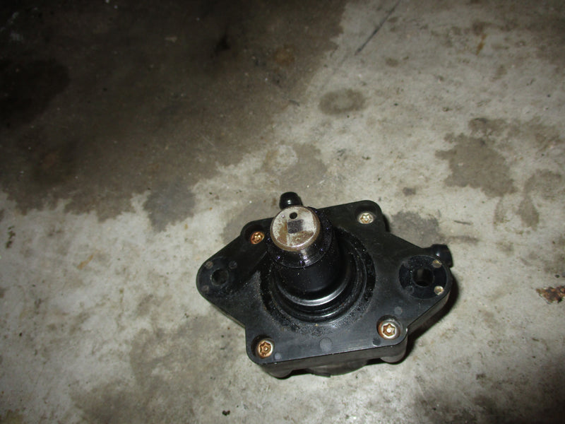 Suzuki DF115 115hp outboard fuel pump (15100-90J10)