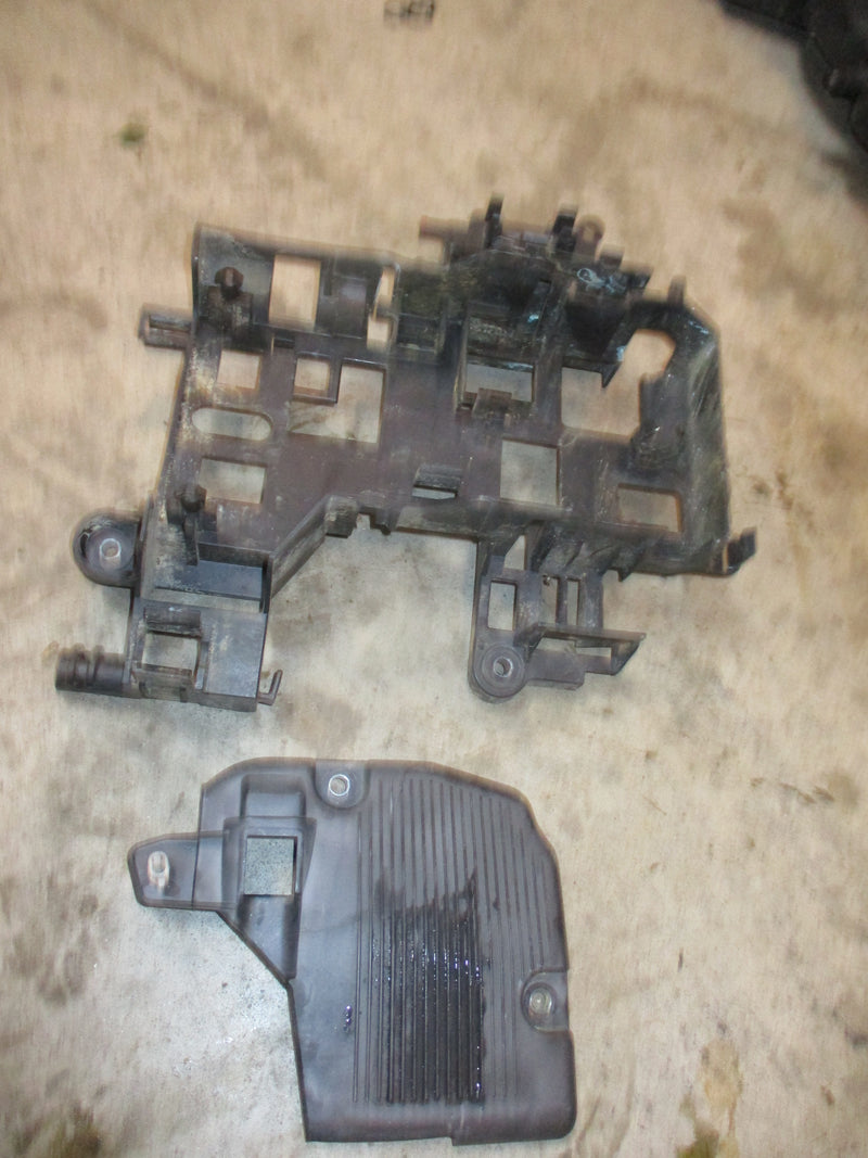 Suzuki DF40A 40hp outboard electronics bracket (32890-88L00)