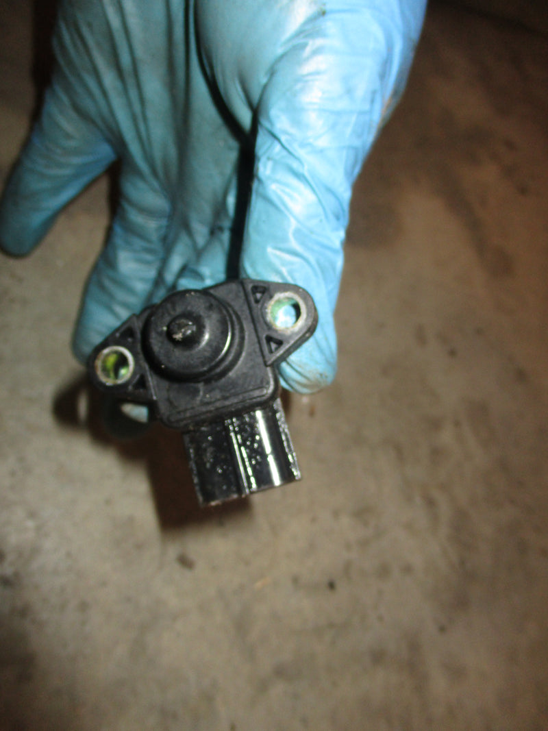 Yamaha OX66 225hp 2 stroke outboard map sensor (67H-82380-00)